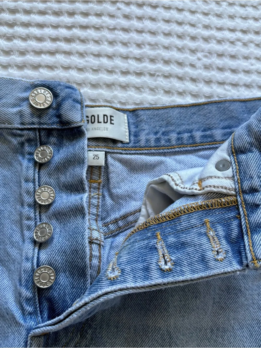 AGOLDE Parker Long Short Swapmeet Distressed Denim Shorts Lightwash Raw Hem - 25